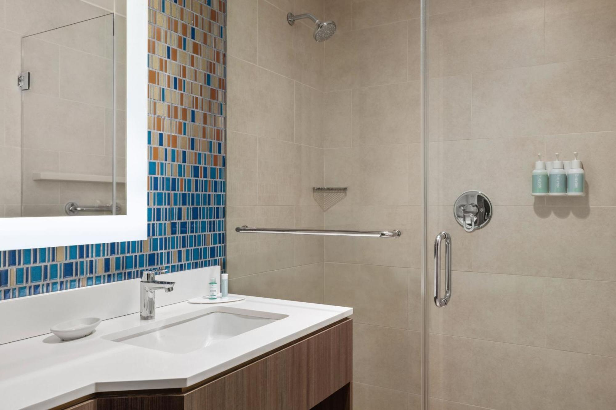 Courtyard By Marriott New York Manhattan/Chelsea Exteriör bild