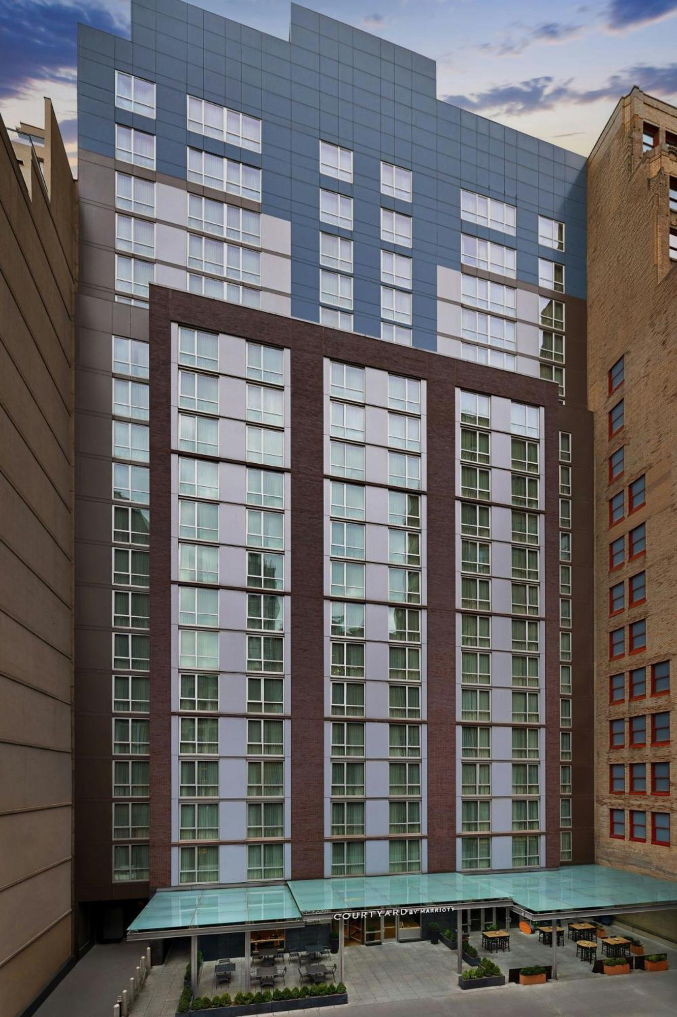 Courtyard By Marriott New York Manhattan/Chelsea Exteriör bild