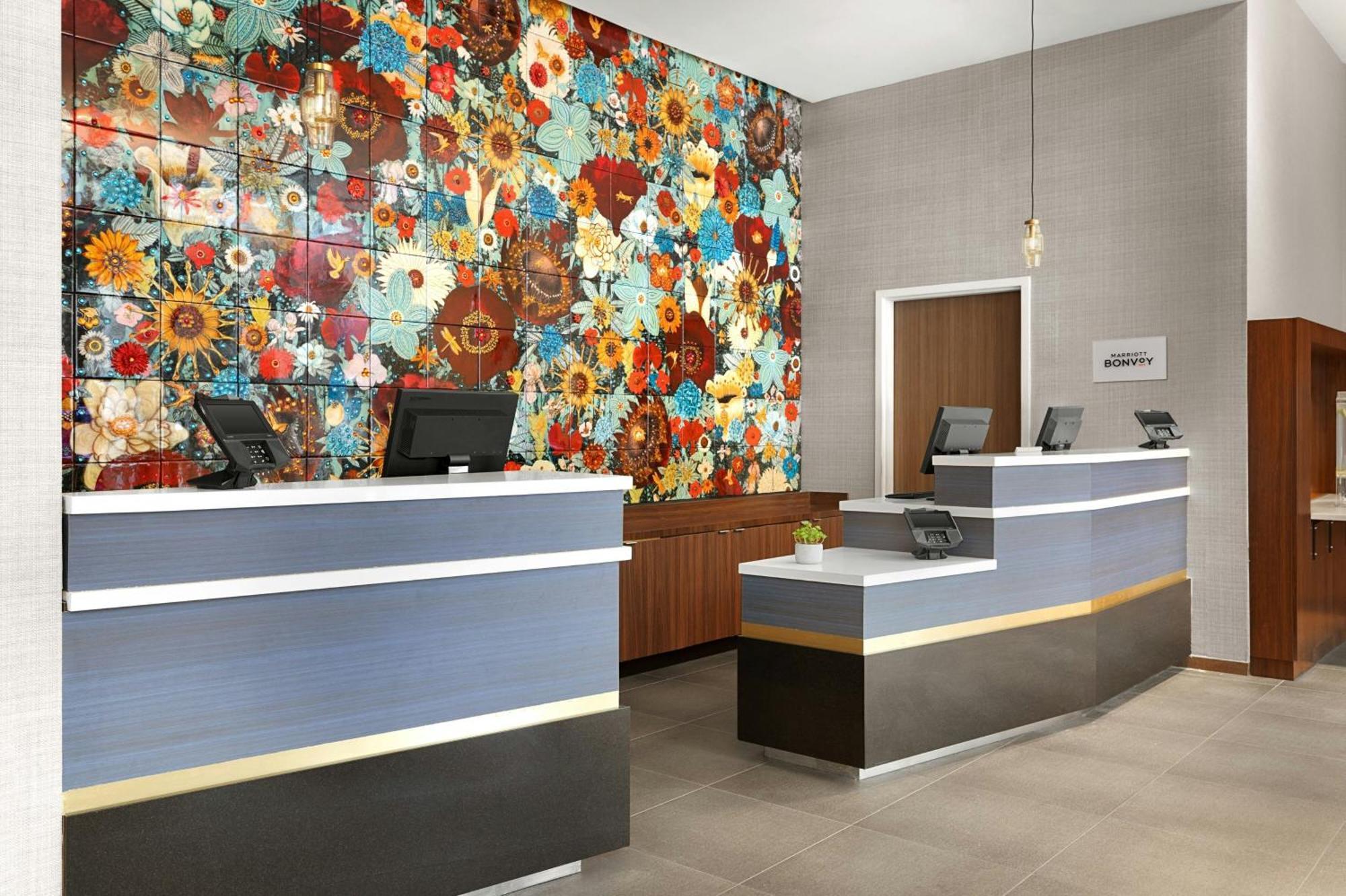 Courtyard By Marriott New York Manhattan/Chelsea Exteriör bild